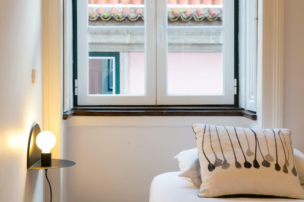 Joivy Splendid 2Br Flat In Bairro Alto, Nearby Luis De Camoes Square Apartment Lisboa Ngoại thất bức ảnh